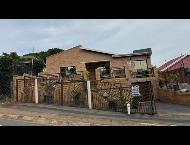 4 BEDROOM FREESTANDING FOR SALE IN ORIENT HEIGHTS